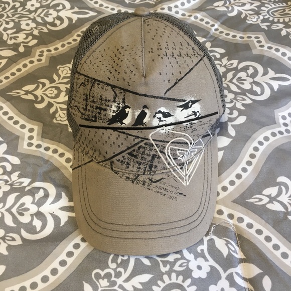 Roxy trucker hat - Picture 2 of 4
